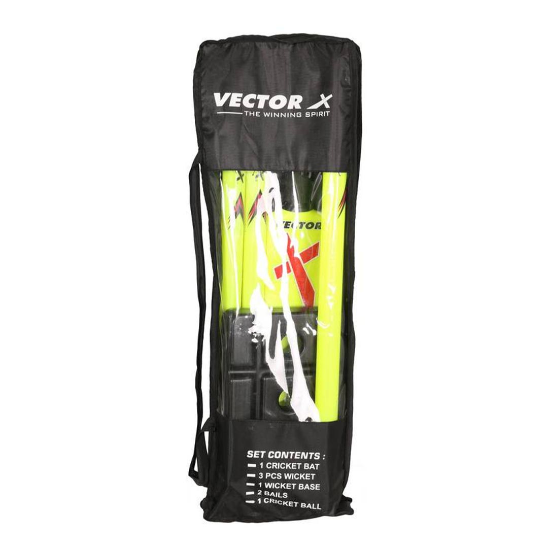 PLASTIC CRICKET SET